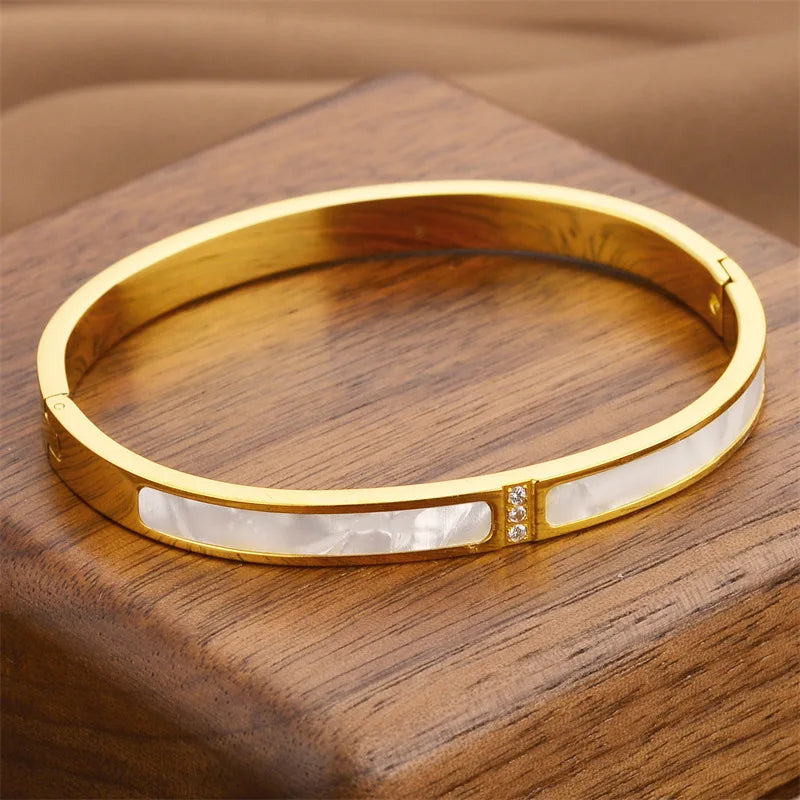 Shell Zircon Bracelet