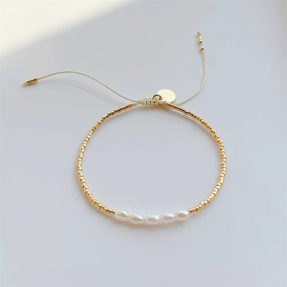 Natural pearl bracelets
