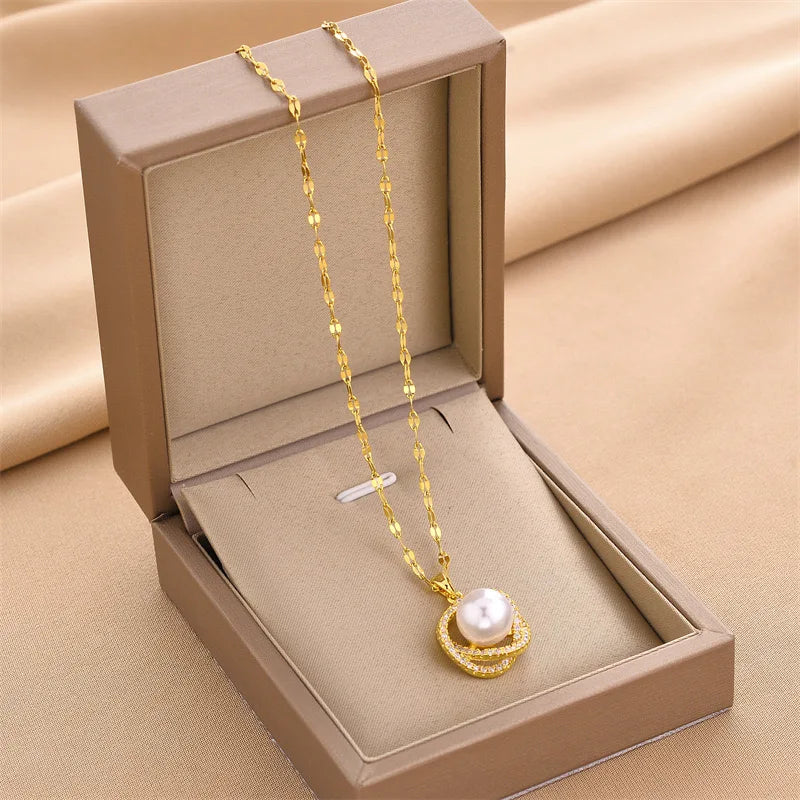 Pearl Pendant Necklace