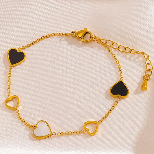 White, black and gray heart-shaped bracelet